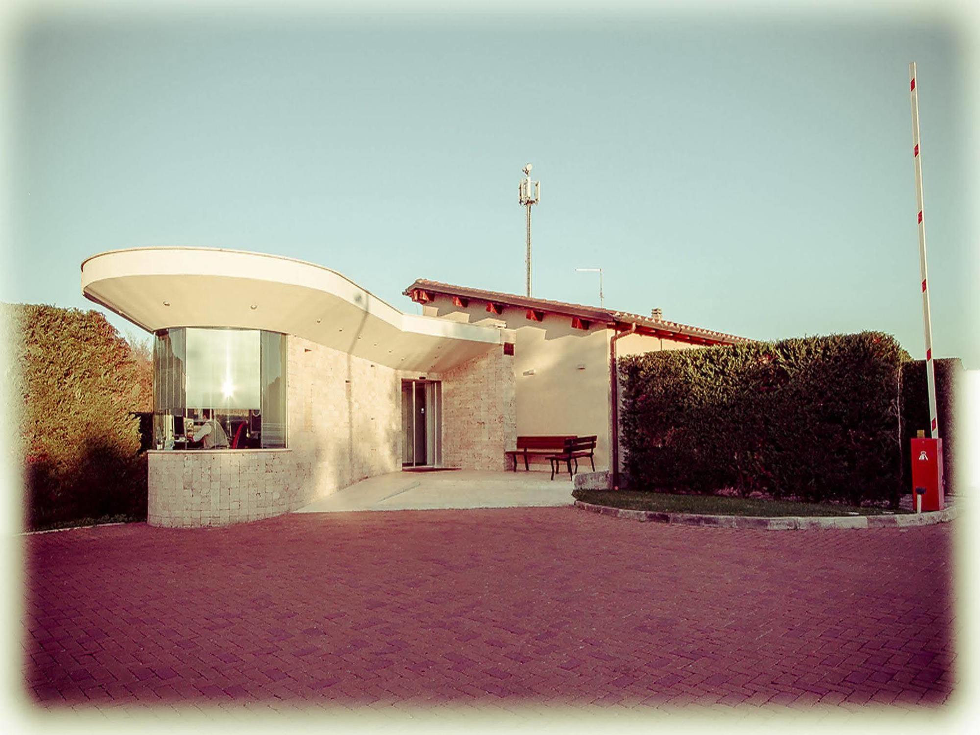 רומא All Ways Garden Hotel & Leisure מראה חיצוני תמונה